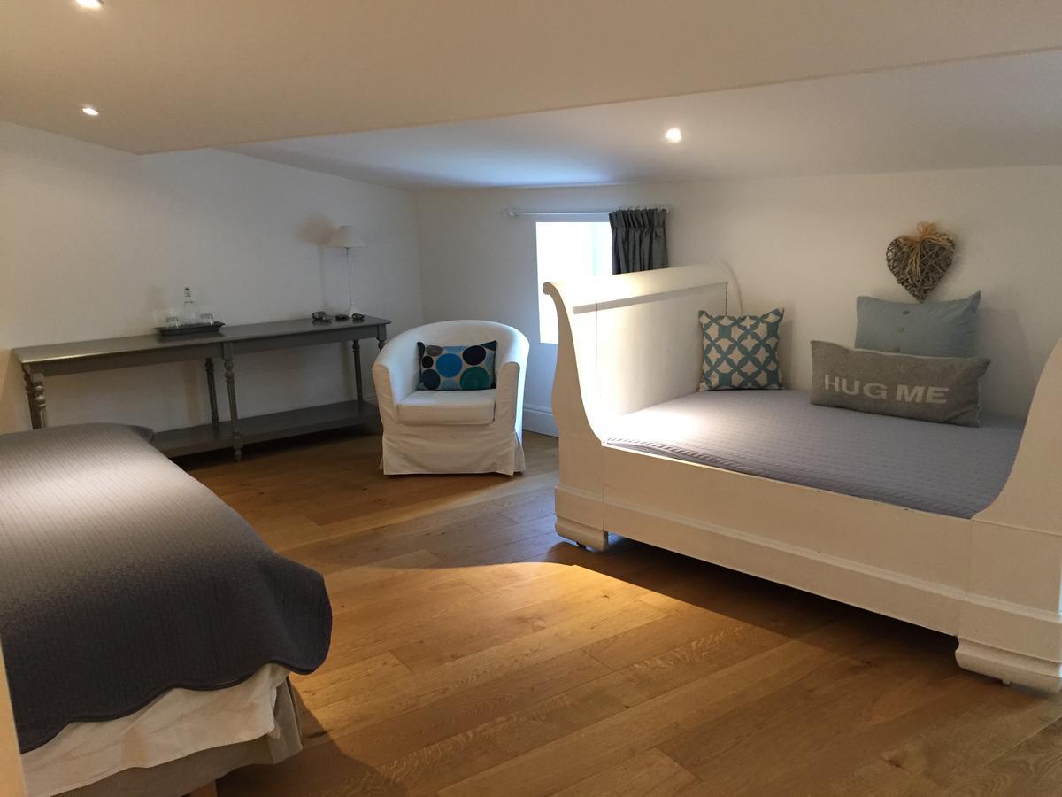 La Girarde Bed & Breakfast Saint-Quentin-de-Caplong Exterior photo